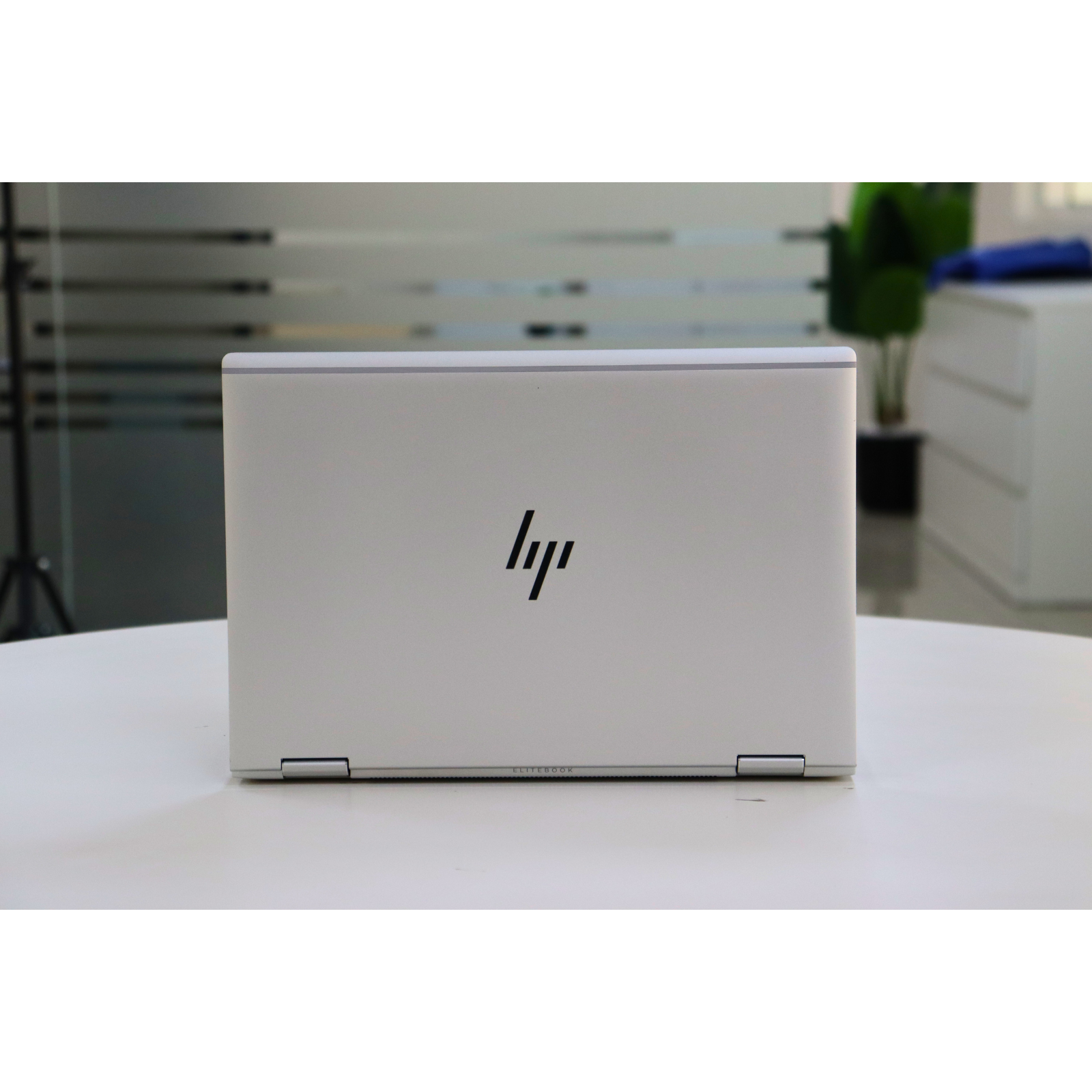 HP EliteBook X360 1030 G3: Intel Core i5, 8th Gen, 8GB RAM, 256GB SSD SN:18996