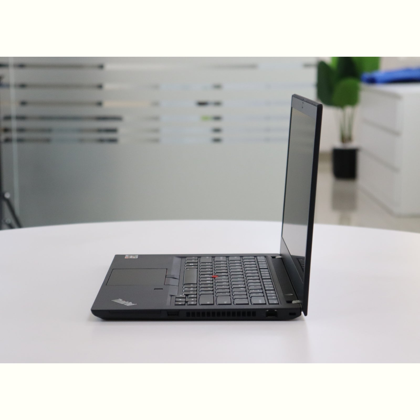LENOVO THINKPAD T14 GEN 1: AMD RYZEN 7, 32GB RAM, 256GB SSD, SN:22204