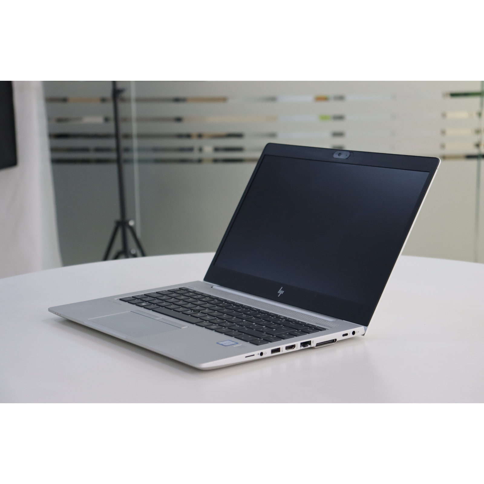 HP ELITEBOOK 840 G5: 8th Gen i7, 16GB RAM, 256GB SSD, SN:00613