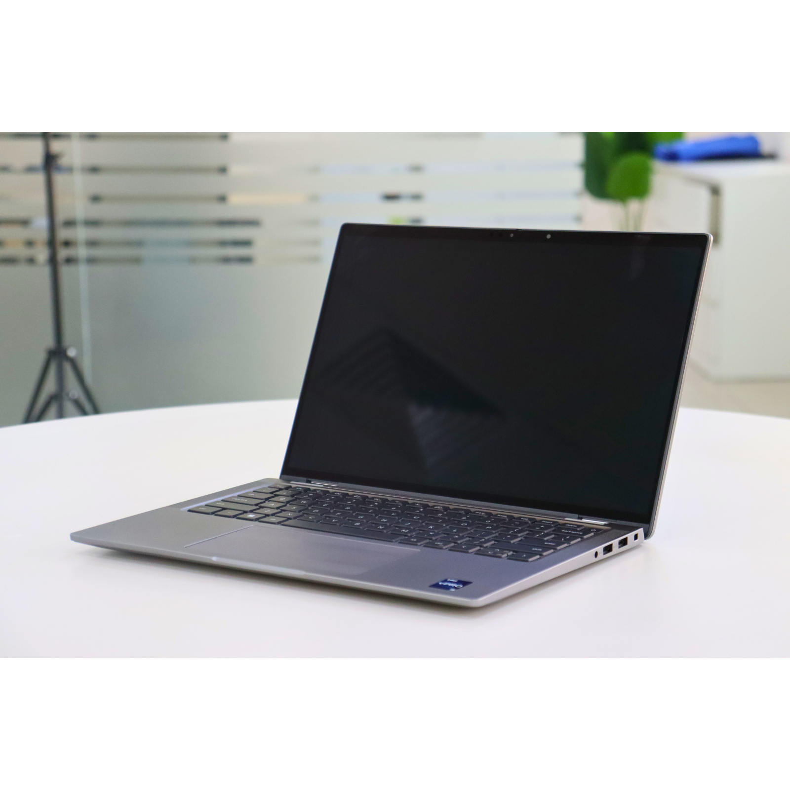 Dell Latitude 7440: Intel Core i5, 13th Gen, 16GB RAM, 256GB SSD SN:19478