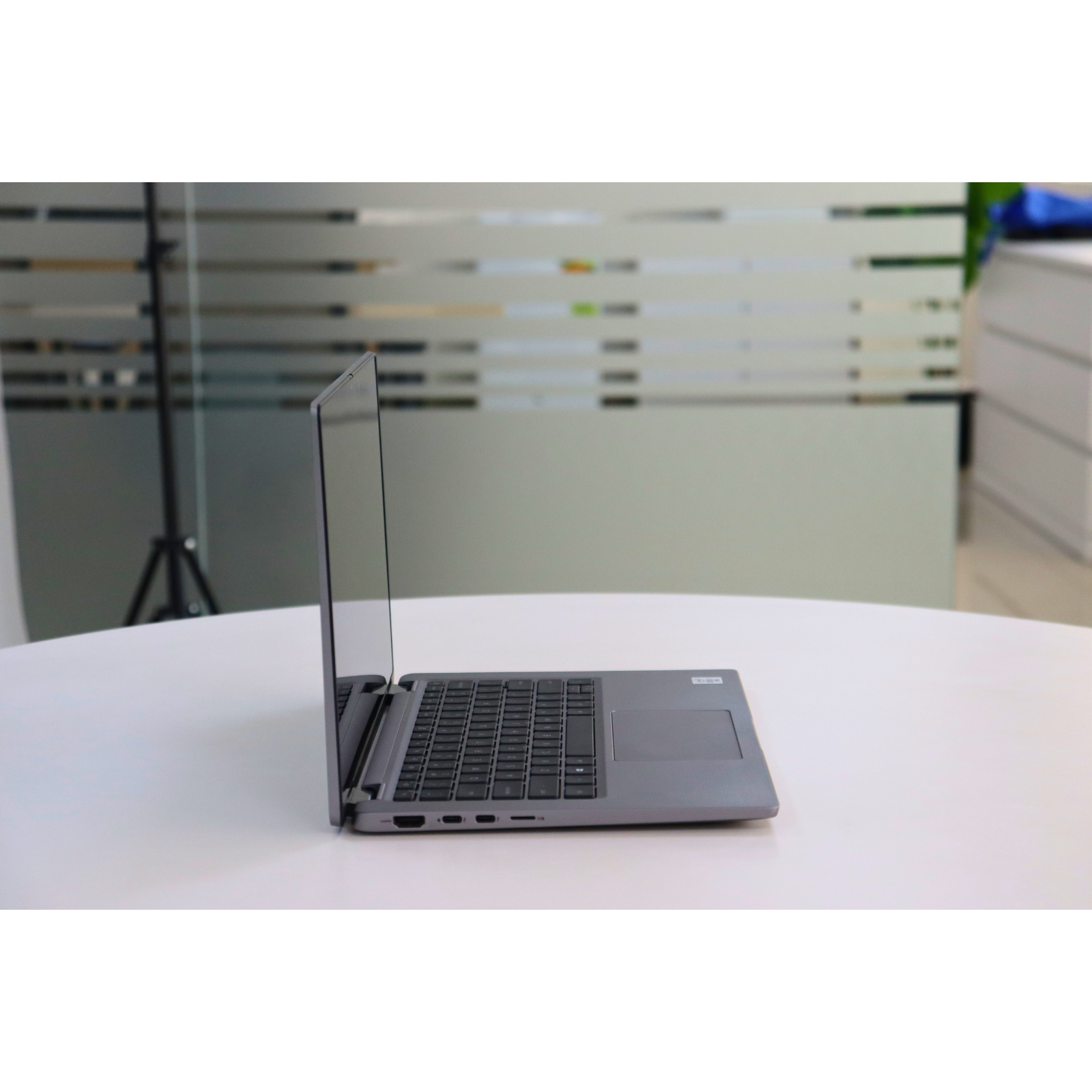 DELL LATITUDE 7410: 10th Gen i7, 32GB RAM, 256GB SSD, SN:898071