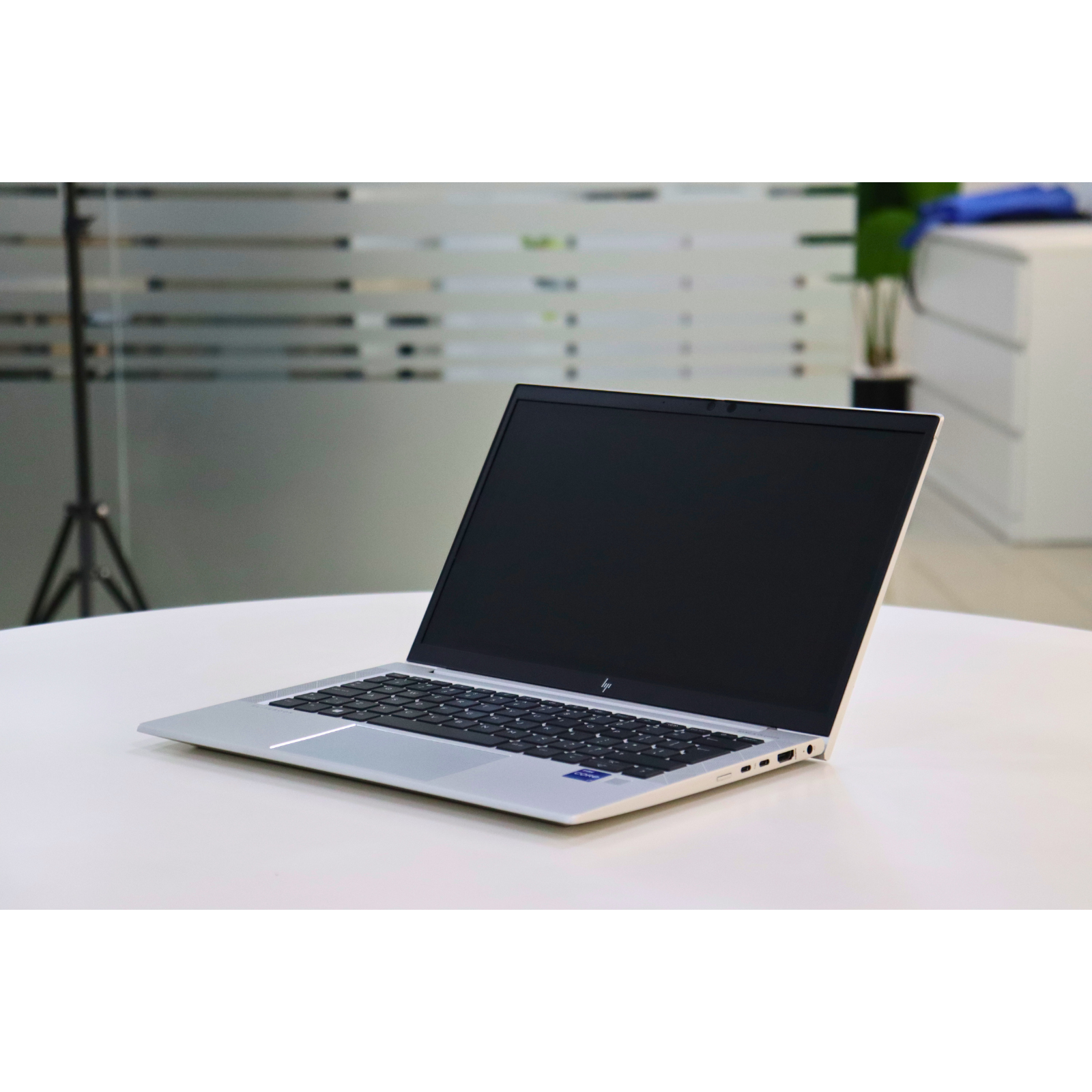 HP ELITEBOOK 830 G8: 11th Gen i7, 16GB RAM, 512GB SSD, SN:00078