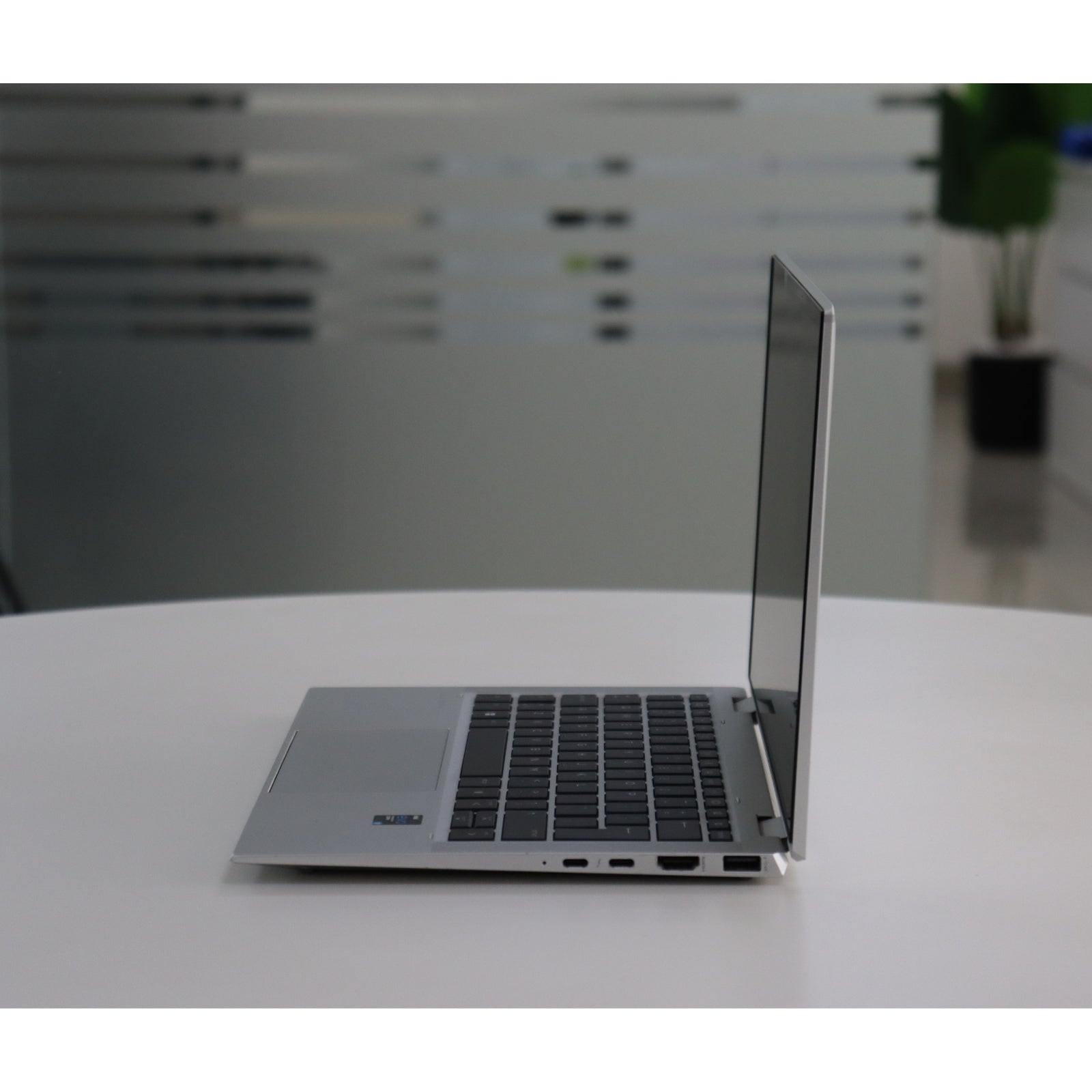 HP ELITEBOOK X360 1030 G8: 11th Gen i7, 16GB RAM, 512GB SSD, SN:000625