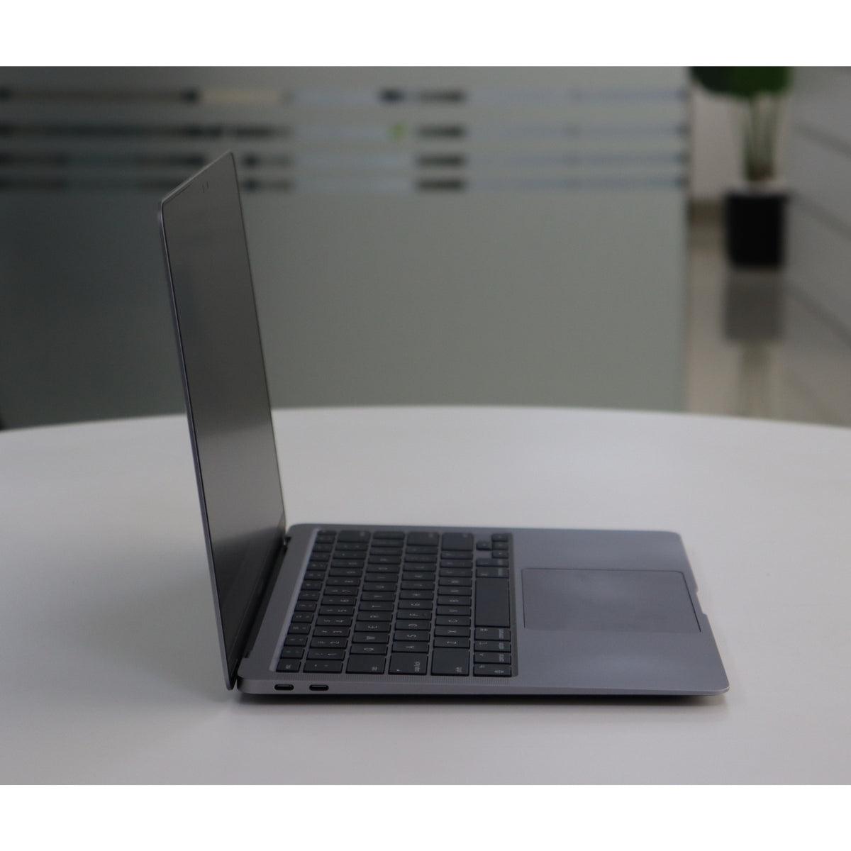 Apple MacBook Air A2337(2020): M1, 8GB RAM, 256GB SSD, SN:58608