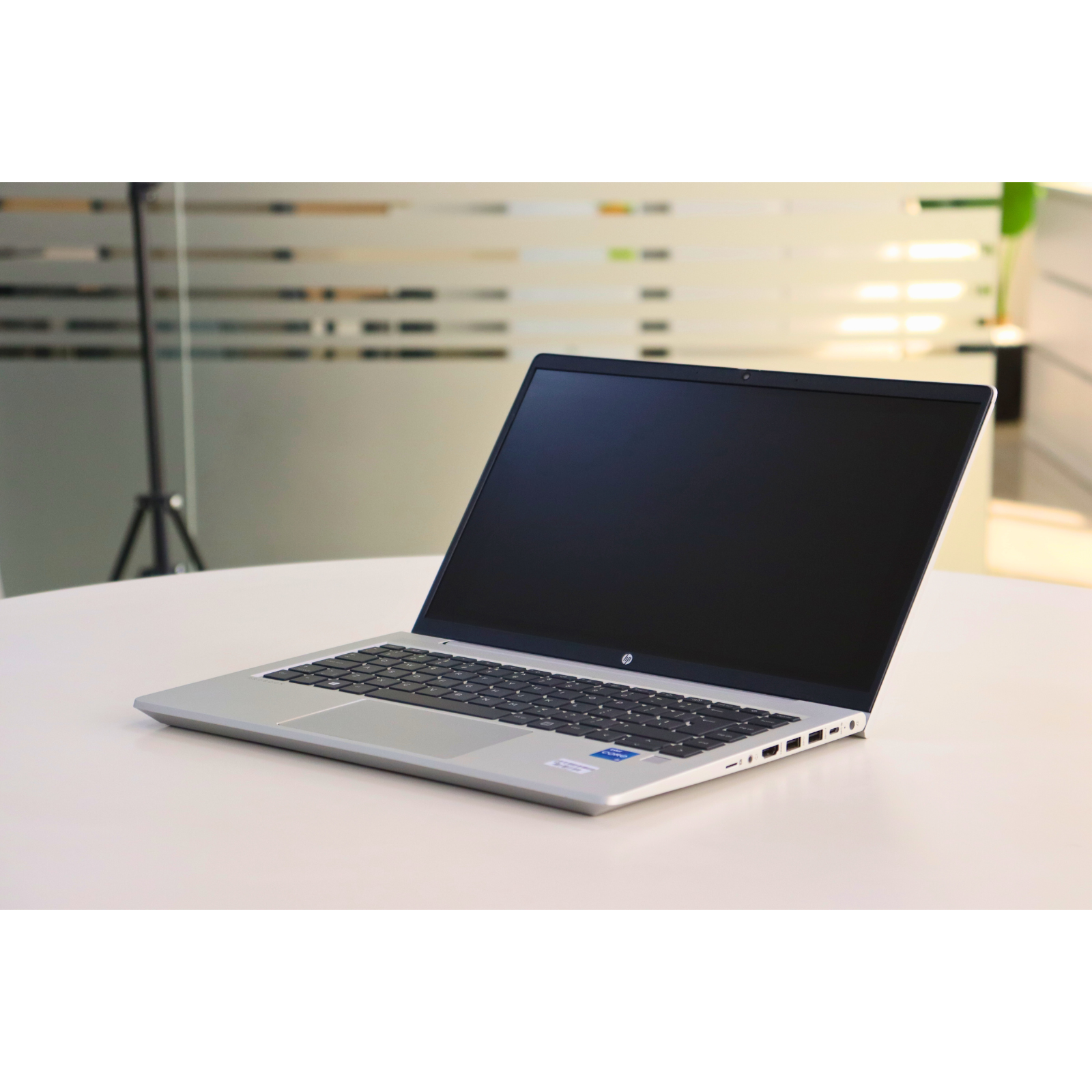 HP PROBOOK 640 G8: 11th Gen i5, 16GB RAM, 256GB SSD, SN:00878