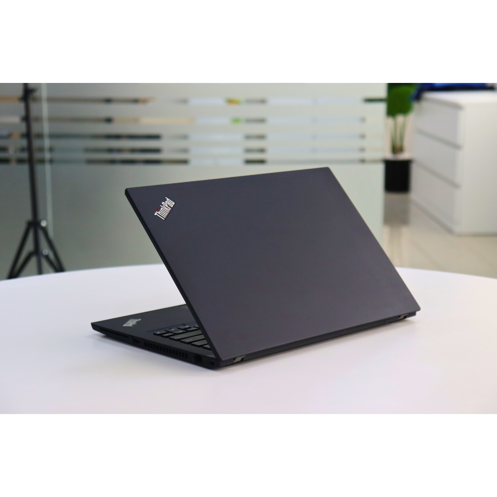LENOVO THINKPAD T14 GEN 1: 10th Gen i7, 32GB RAM, 1024GB SSD, SN:00441