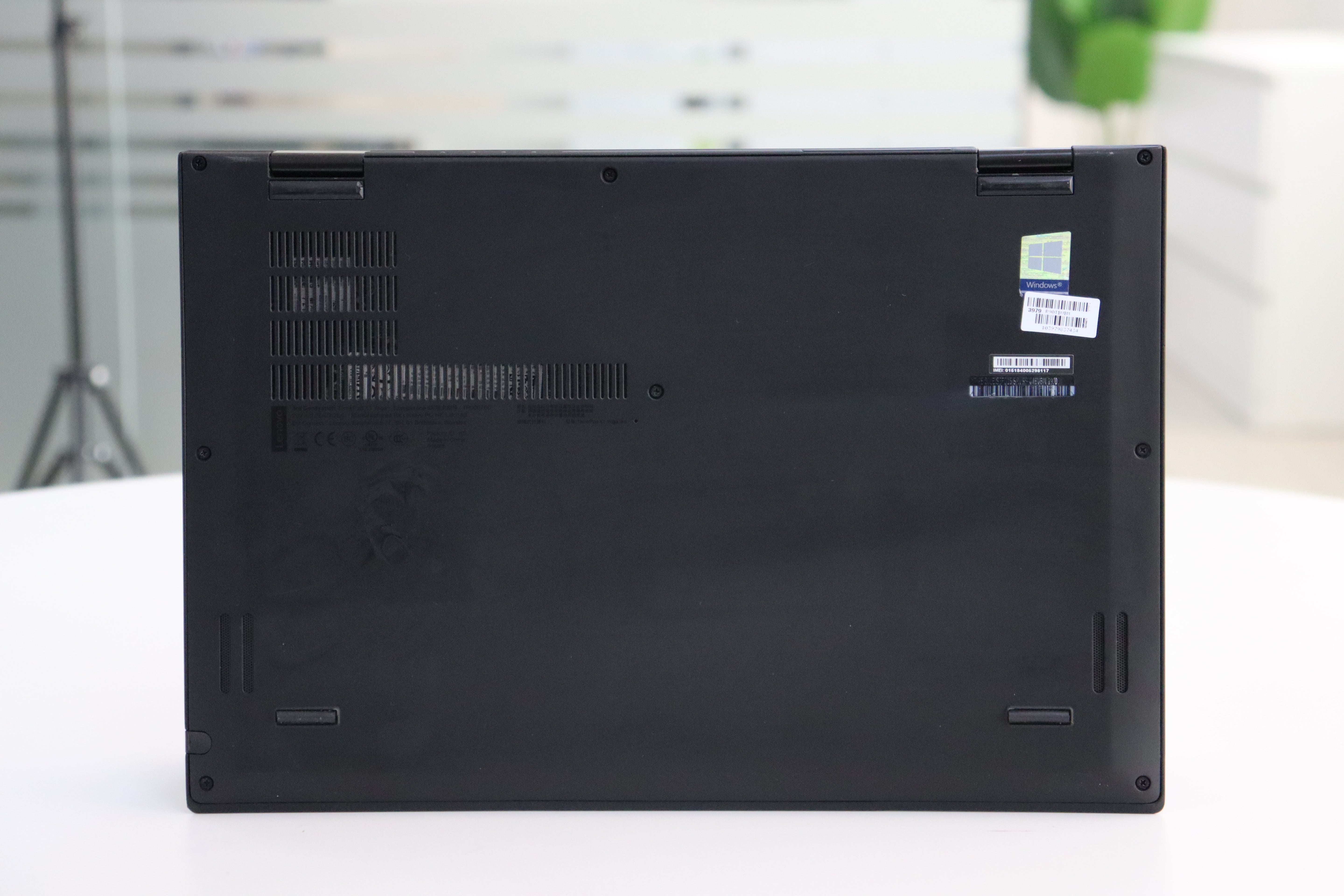 LENOVO THINKPAD X1 YOGA 3RD SN:37434 product photo 7