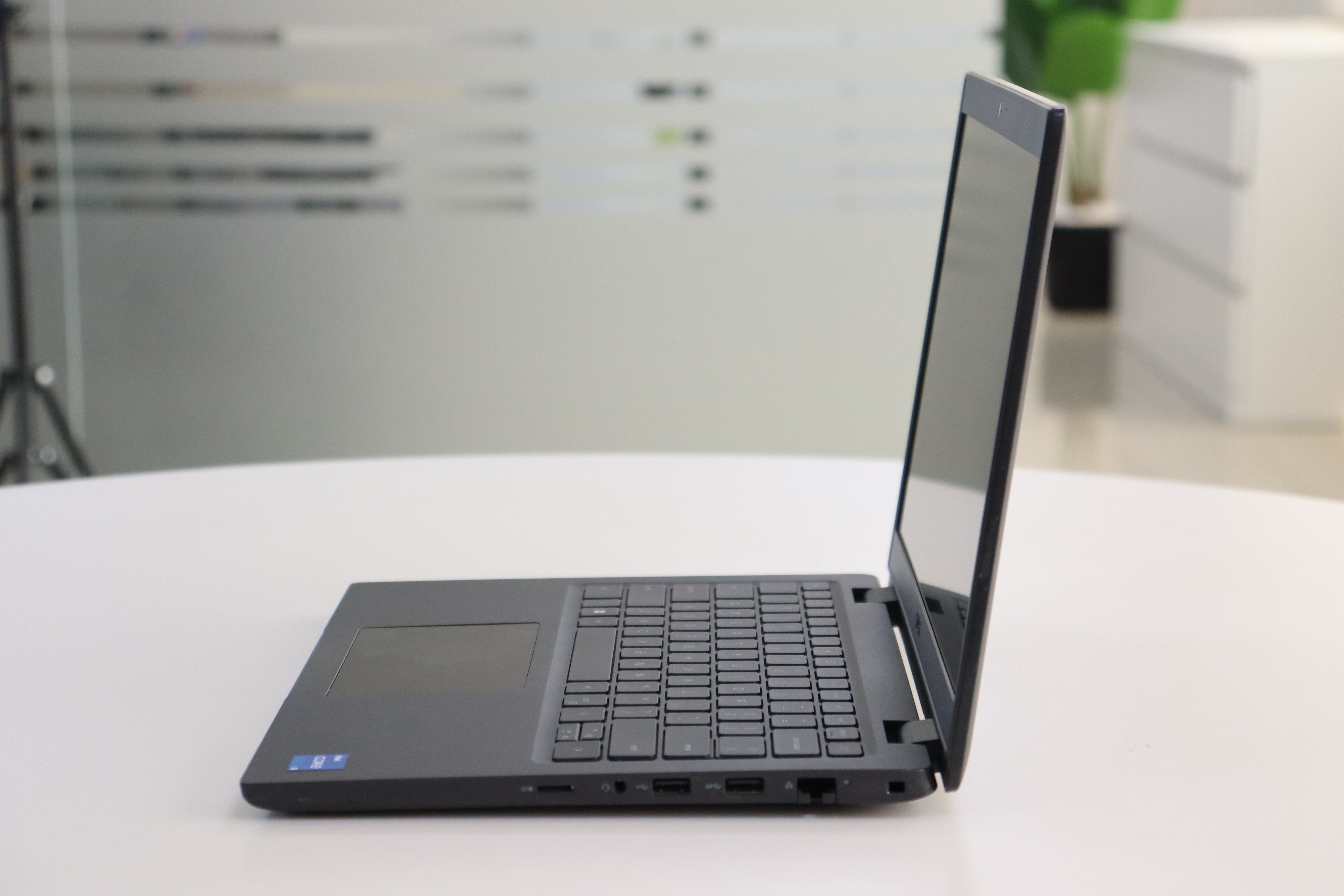 Dell Latitude 3430 SN:53948 product photo 3