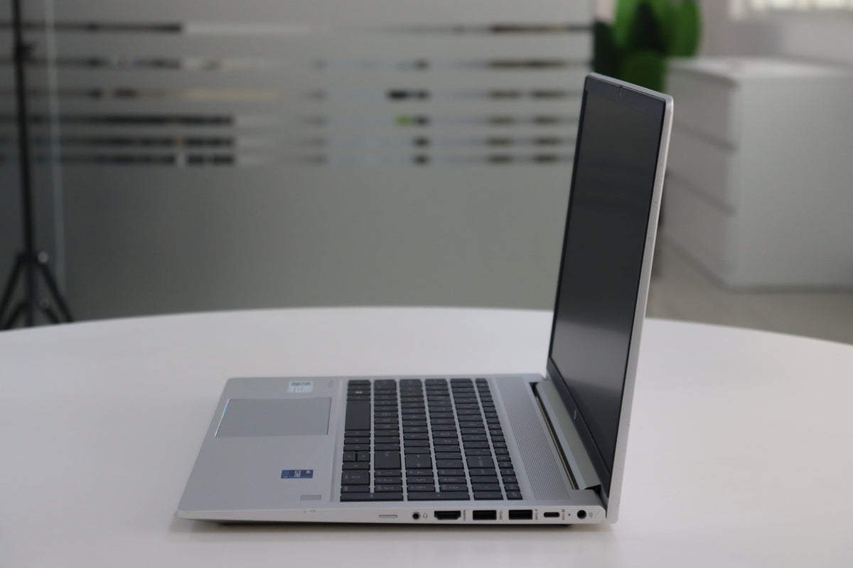 HP PROBOOK 450 G9: 12th Gen i7, 16 GB RAM, 256 GB SSD, SN:60853 product photo 3