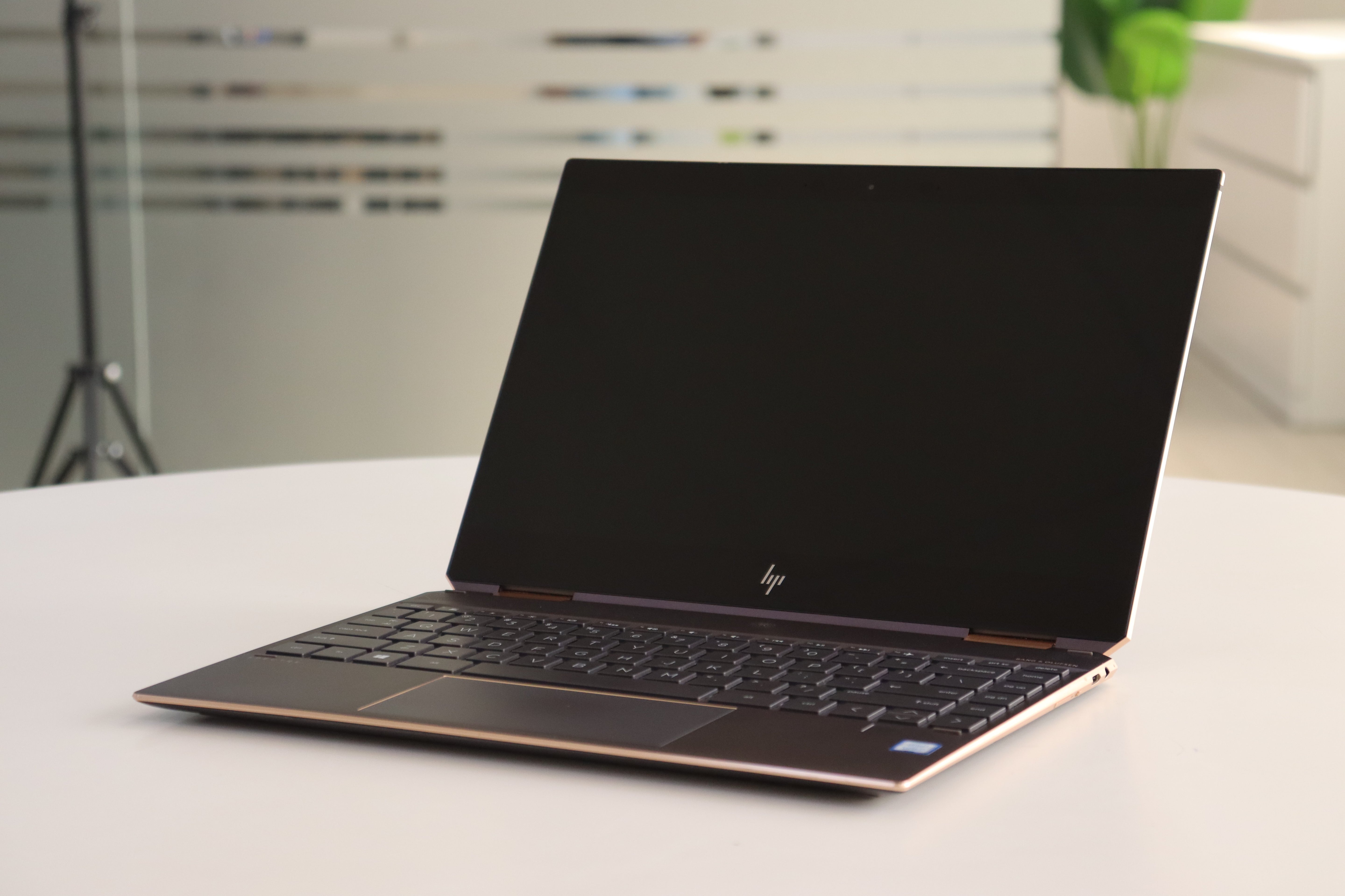 HP SPECTRE X360 13: 8th Gen i7, 16 GB RAM, 256 GB SSD, SN:60855 product photo 2