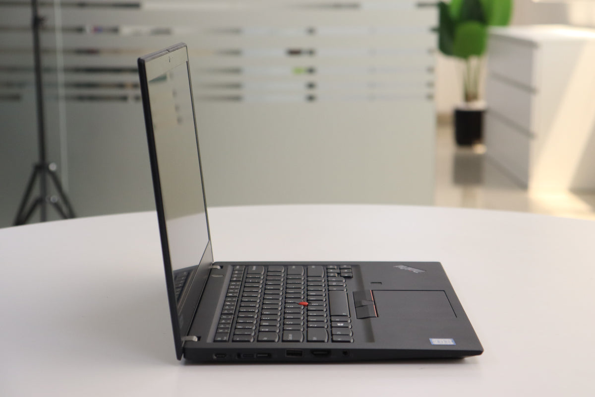 Lenovo ThinkPad T490s SN:61199 product photo 4