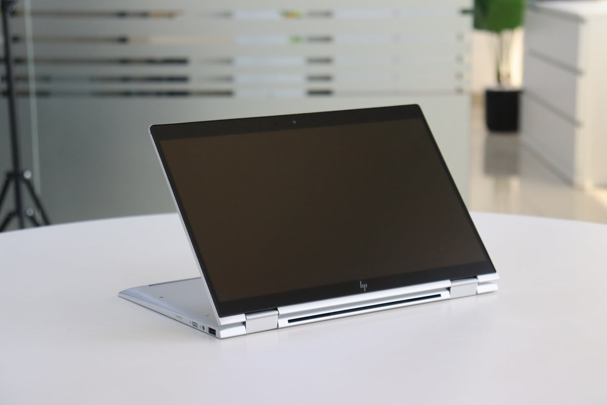 HP ELITEBOOK X360 1030 G4 SN:71838 folded screen view