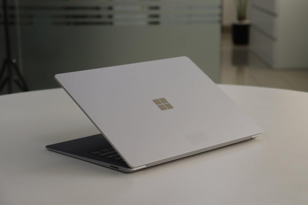 MICROSOFT SURFACE LAPTOP 3 SN:76444 rear right angle