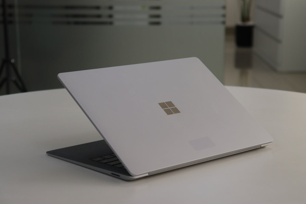 MICROSOFT SURFACE LAPTOP 3 SN:76462 rear right angle