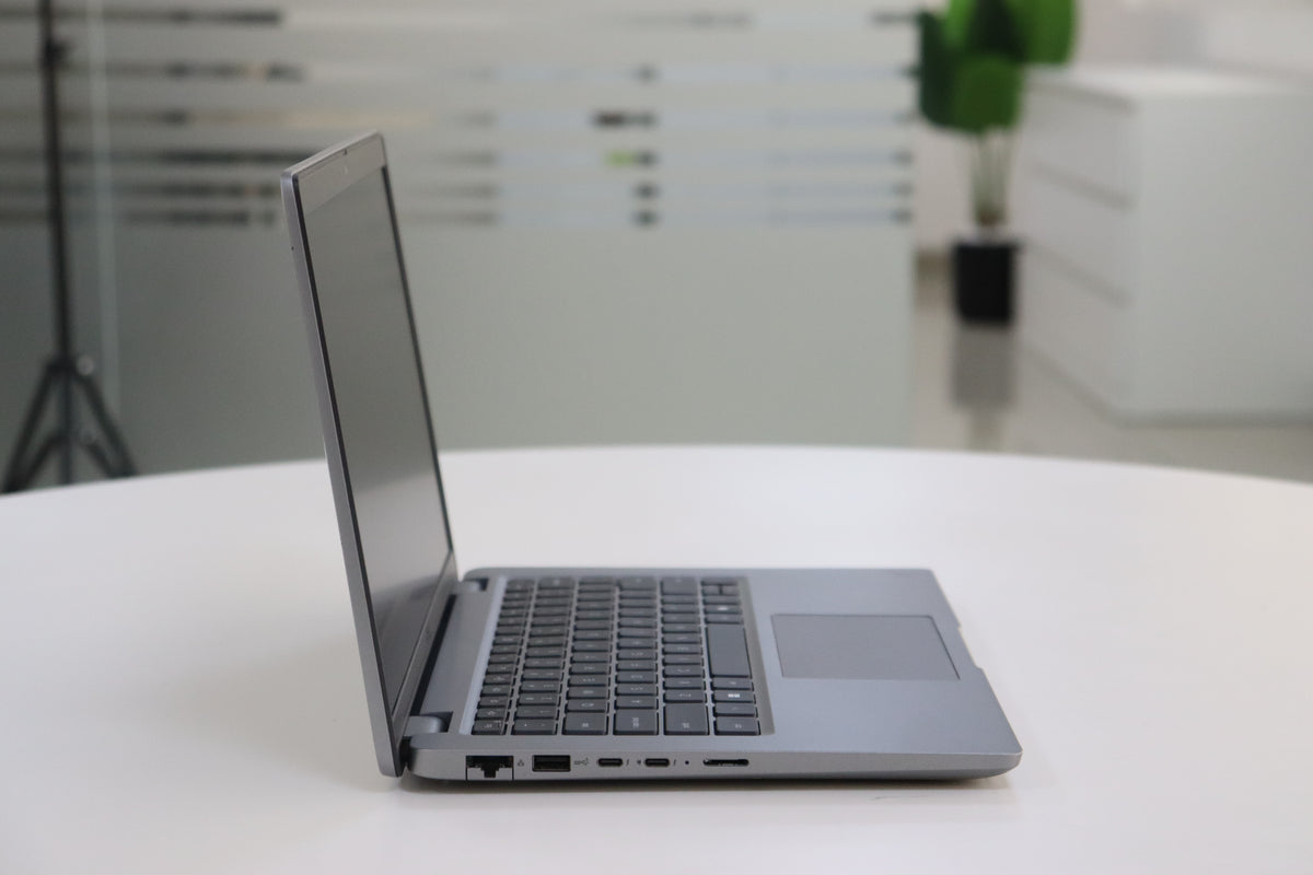 Dell Latitude 5450 SN:76760 product photo 4