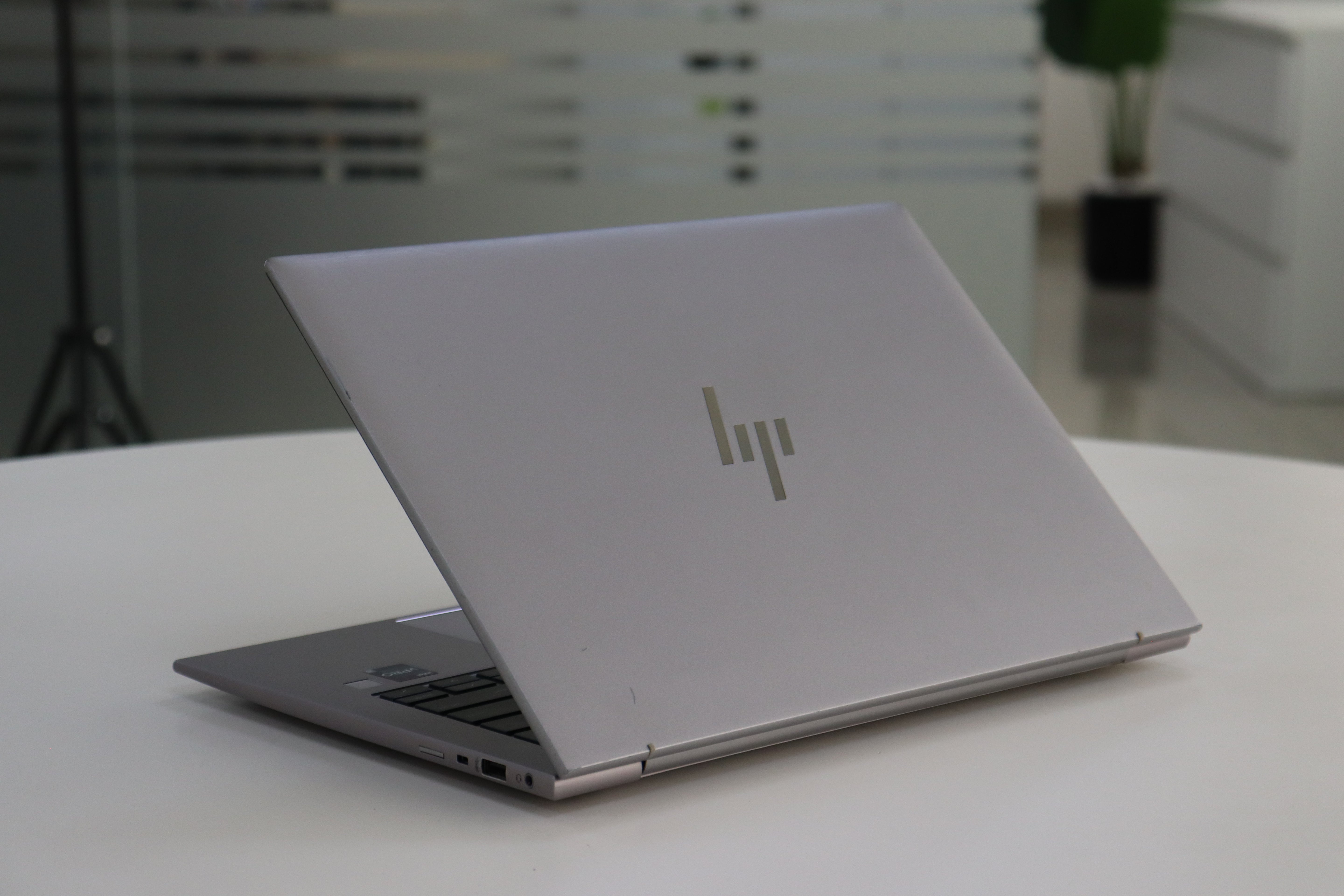 HP ZBook Firefly G10 SN:73496 product photo 6