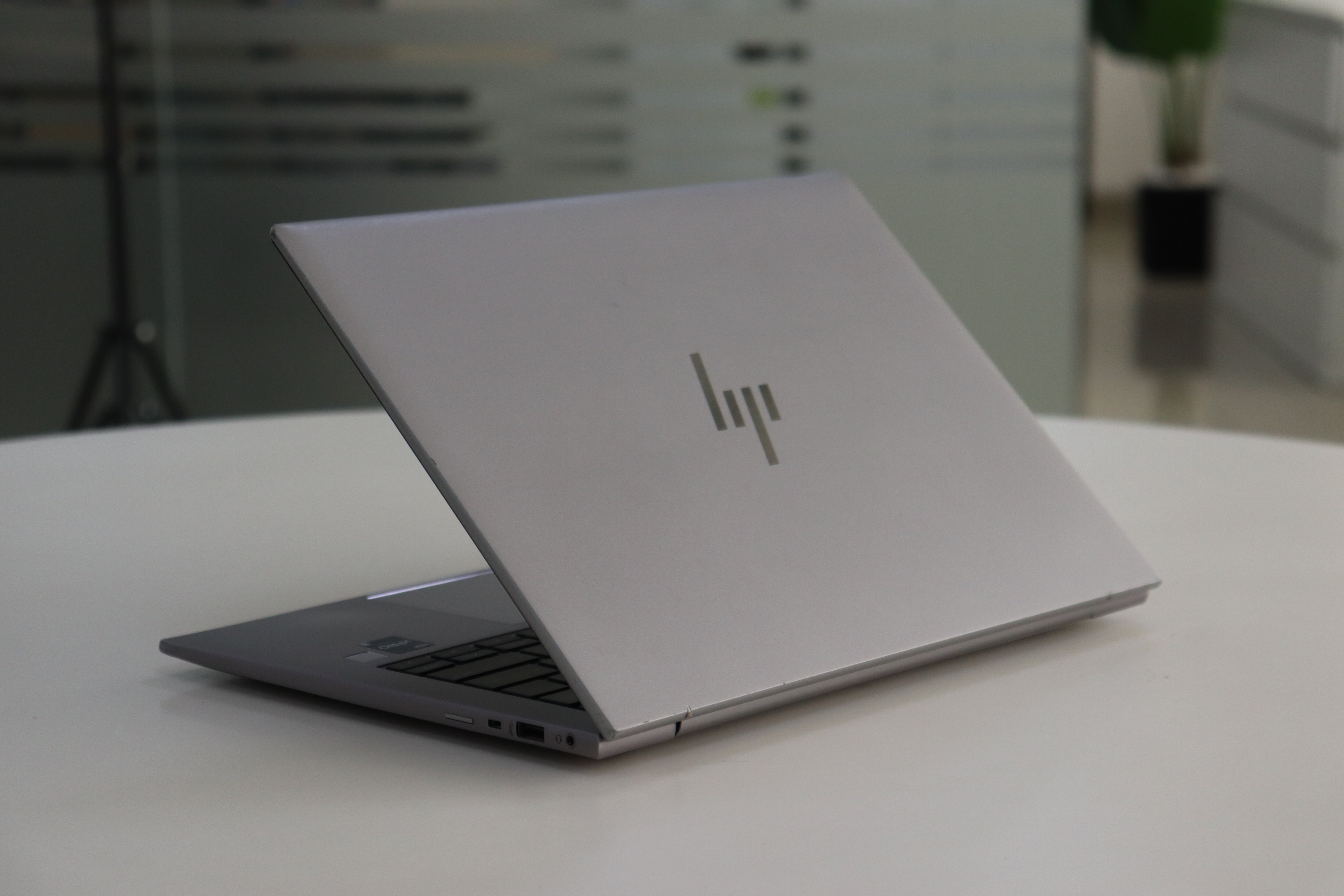 HP ZBOOK FIREFLY G10 SN:73498 product photo 6
