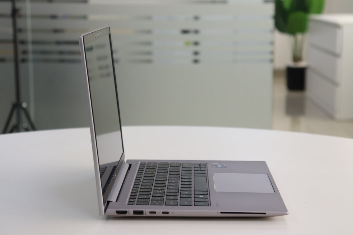 HP ZBook Firefly G10 SN:73504 product photo 4