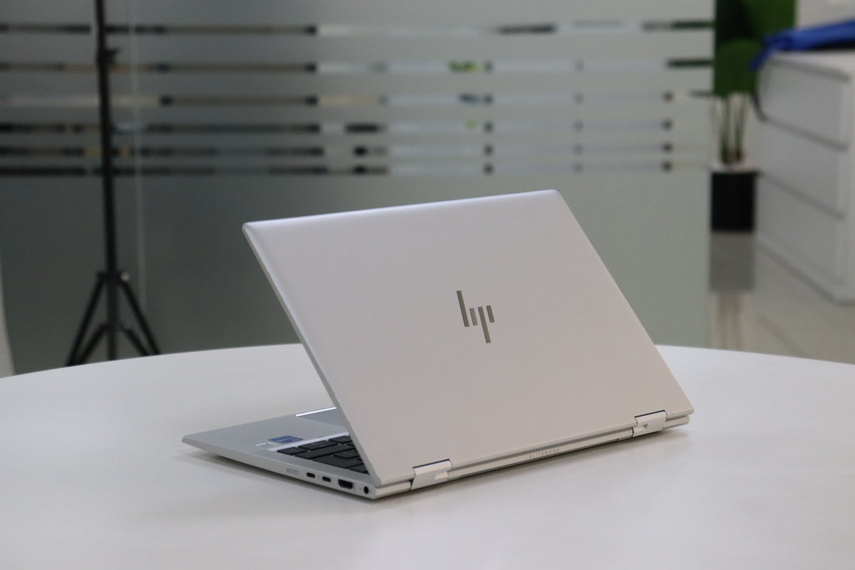 HP ELITEBOOK X360 830 G8 SN:76157 rear right angle