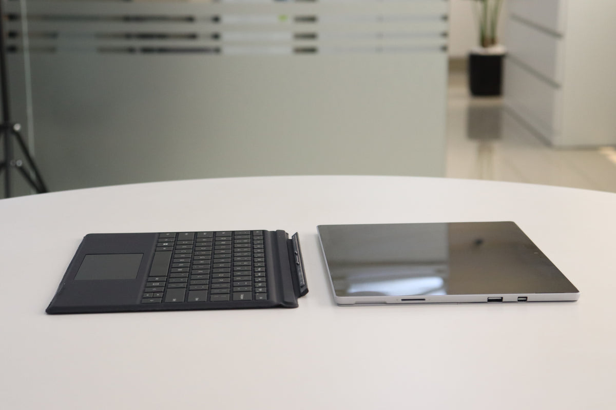 MICROSOFT SURFACE PRO 6 SN:78351 detached keyboard view