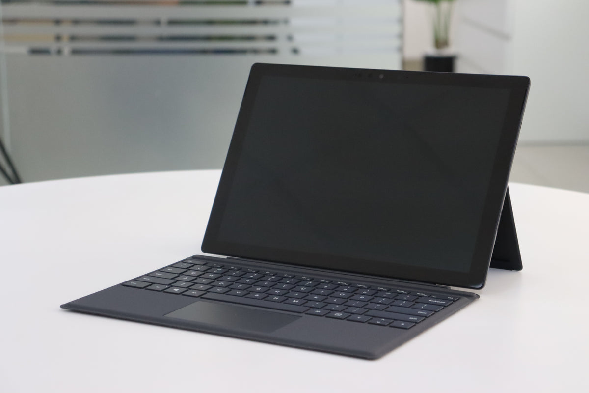 MICROSOFT SURFACE PRO 7 SN:78363 right front angle