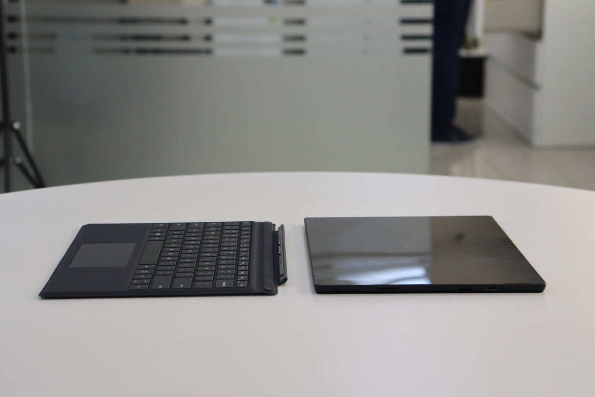 MICROSOFT SURFACE PRO 7 SN:78364 detached keyboard view