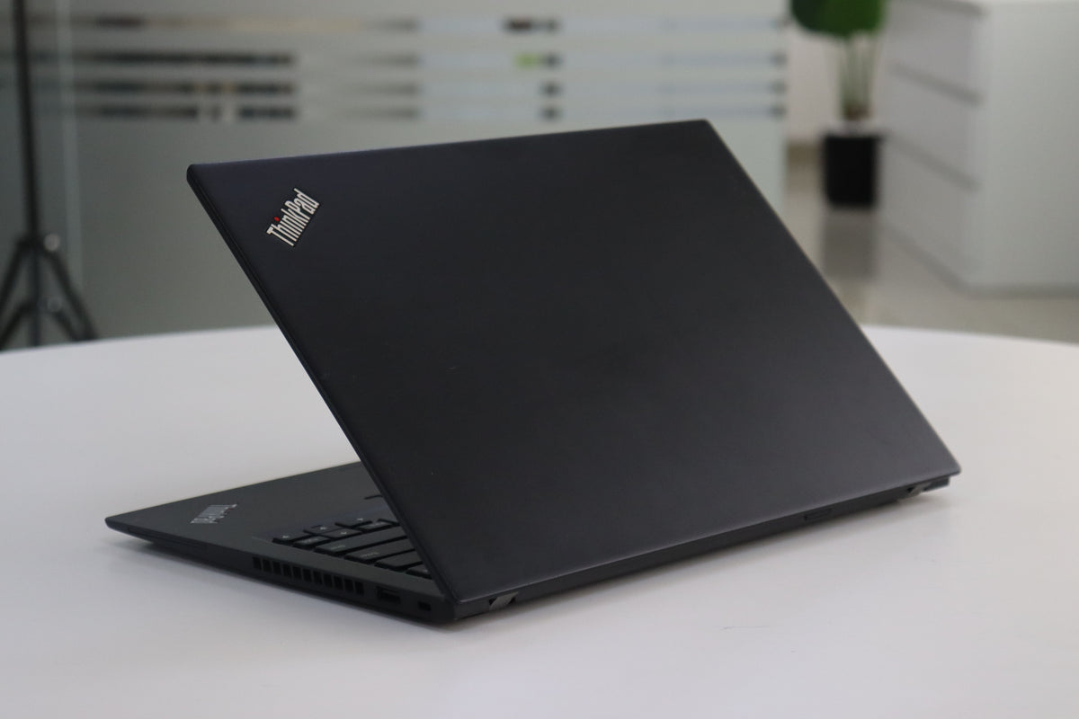 Lenovo ThinkPad T490s SN:84111 product photo 6