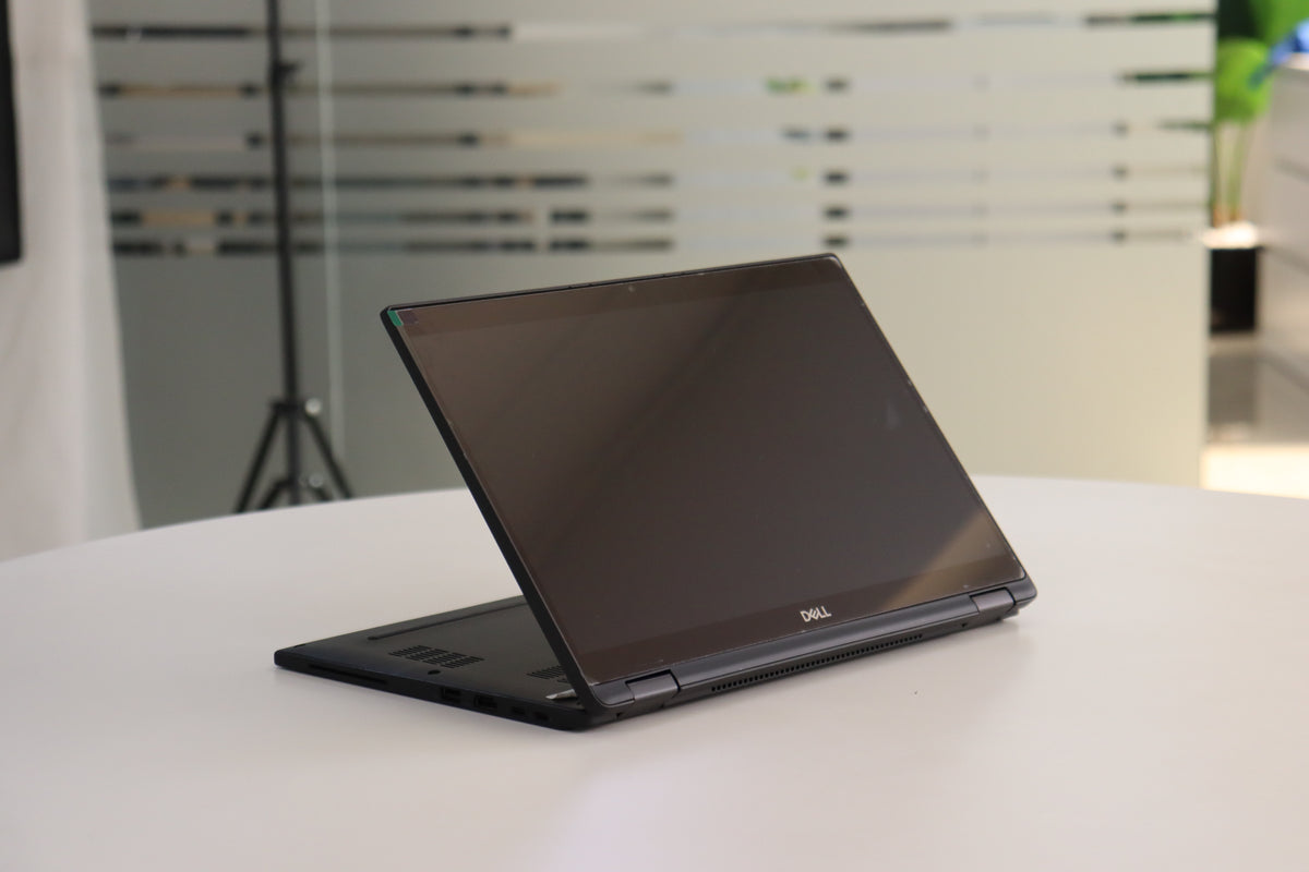DELL LATITUDE 7390 2-IN-1 SN:92217 folded screen view