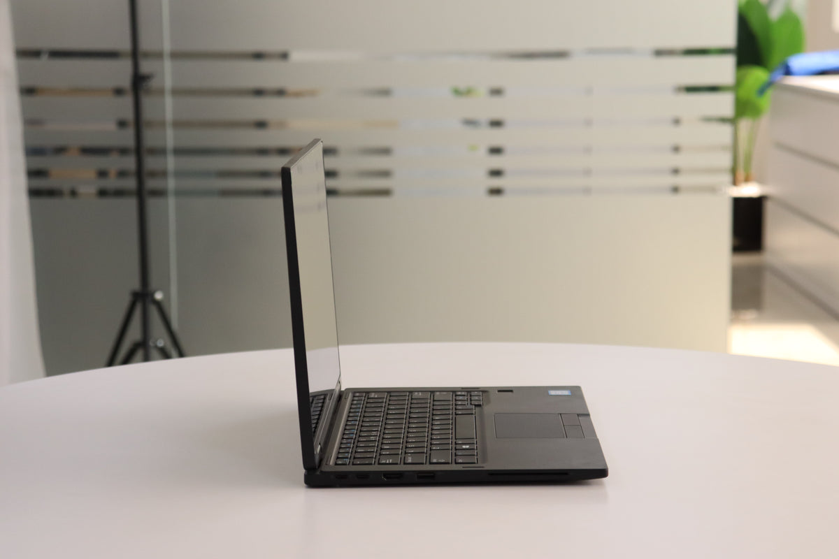 DELL LATITUDE 7390 2-IN-1 SN:92217 left side view