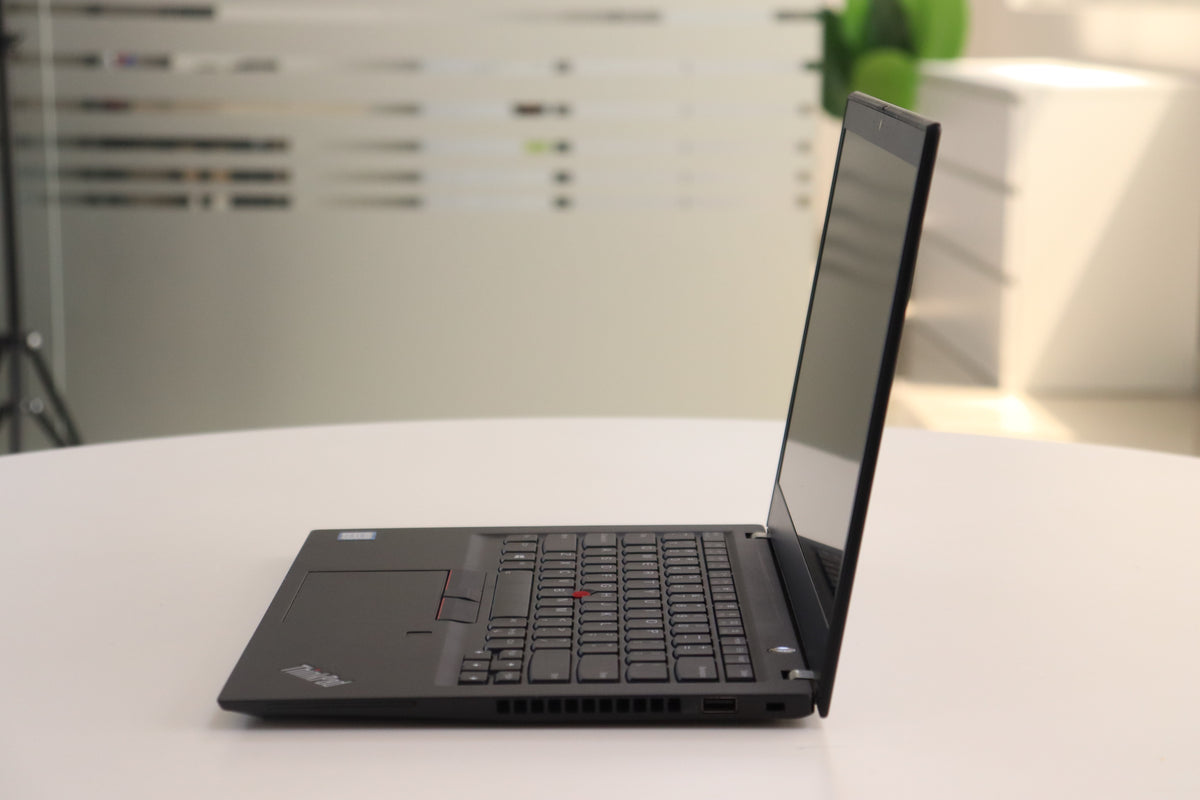 Lenovo ThinkPad T490s SN:05042 product photo 3