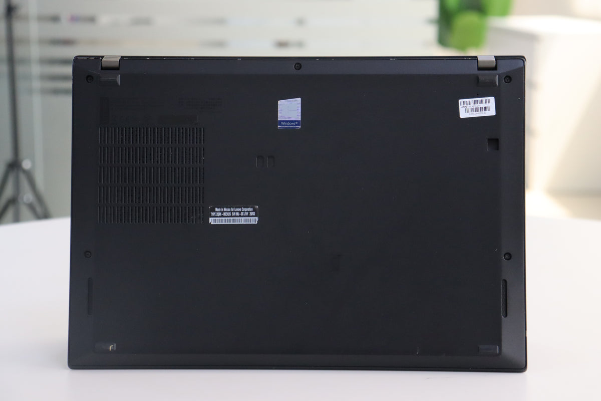 Lenovo ThinkPad T490s SN:05042 product photo 7