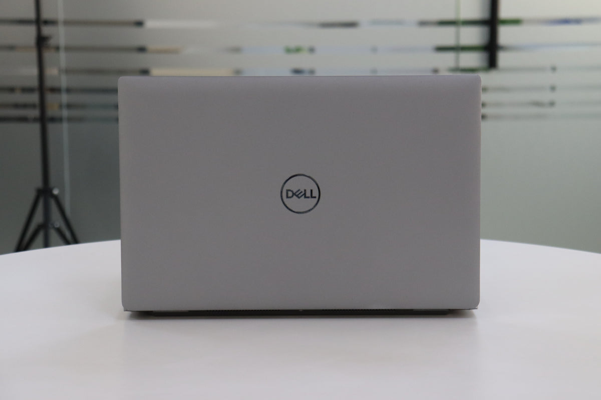 DELL LATITUDE 5530 SN:05924 rear view