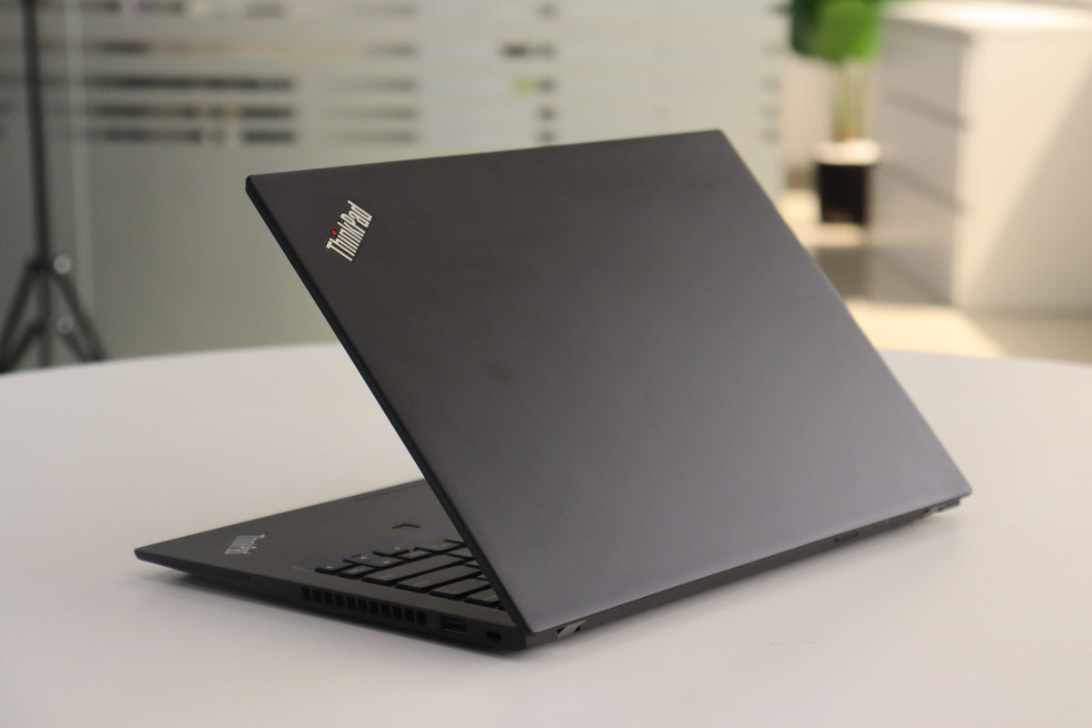 Lenovo ThinkPad T490s SN:16030 product photo 6