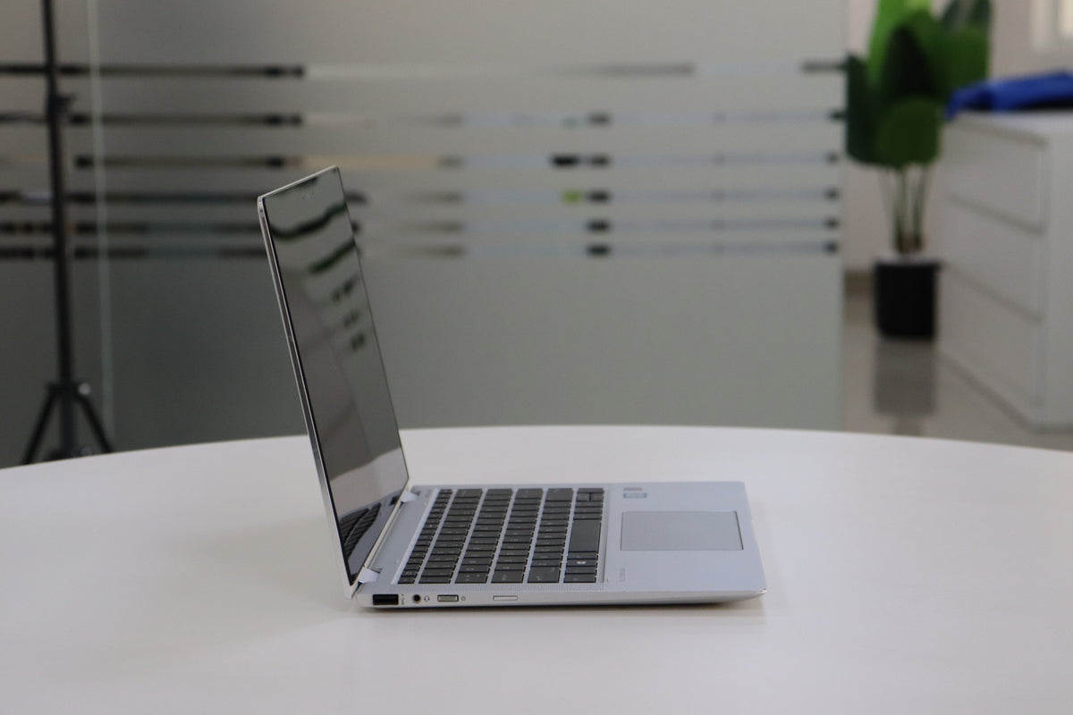 HP ELITEBOOK X360 1030 G3 SN:18831 left side view