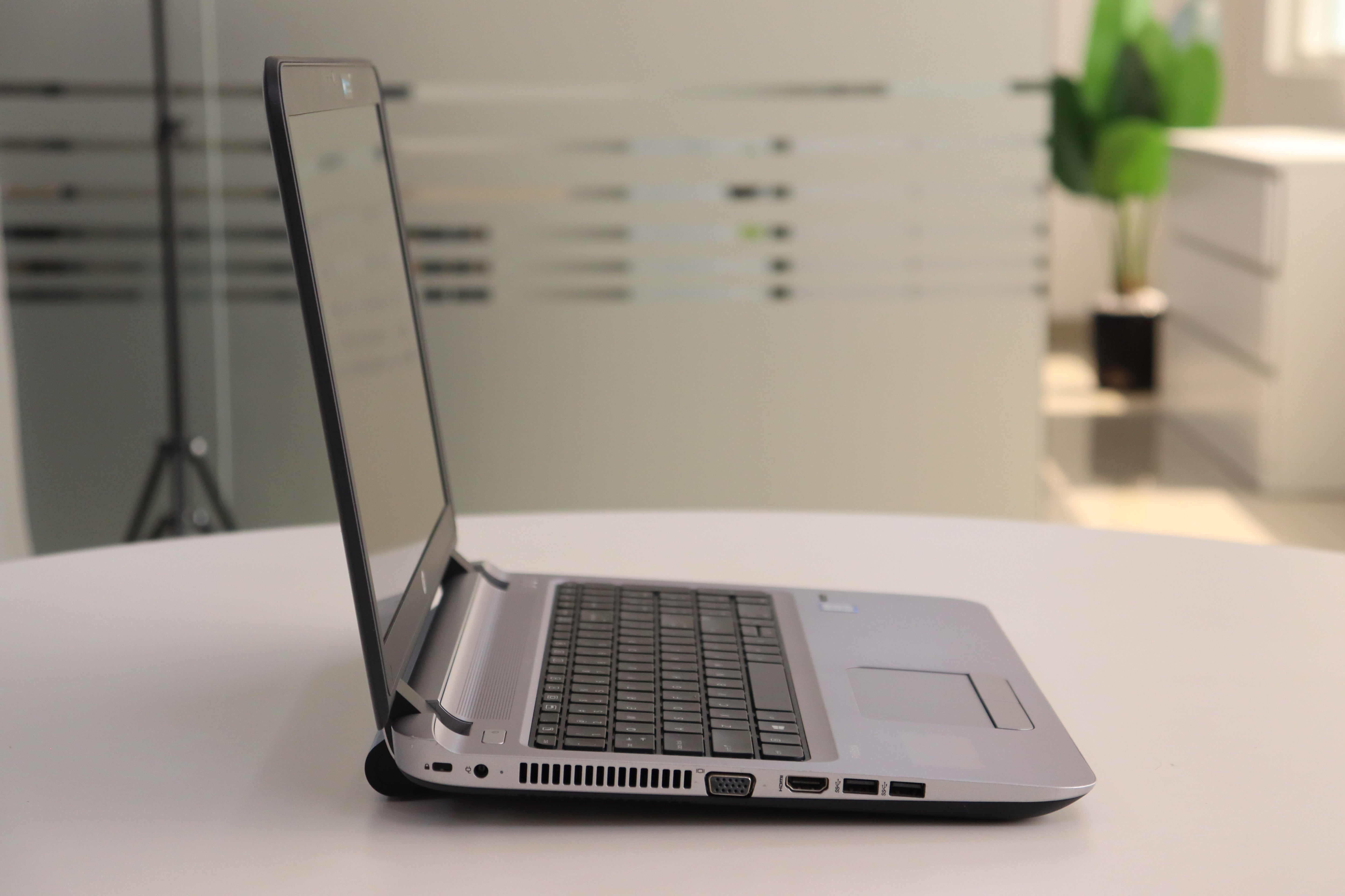 HP ProBook 450 G3 SN:19030 product photo 4