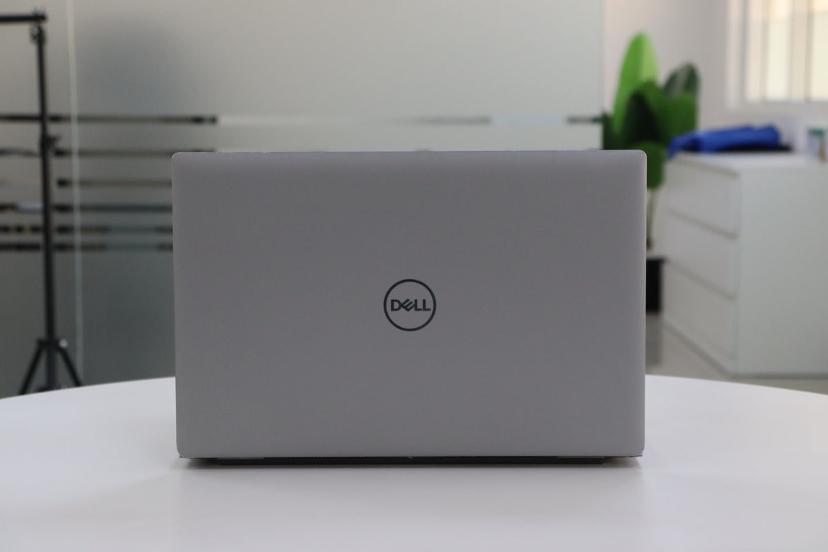 DELL LATITUDE 5520 SN:19098 rear view