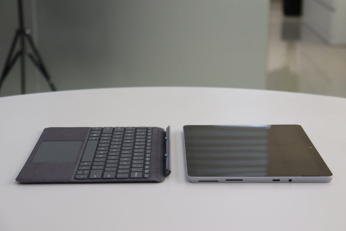 MICROSOFT SURFACE GO 3 SN:18605 detached keyboard view