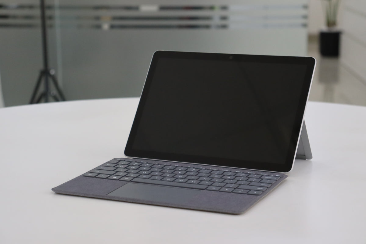 MICROSOFT SURFACE GO 3 SN:18607 right front angle