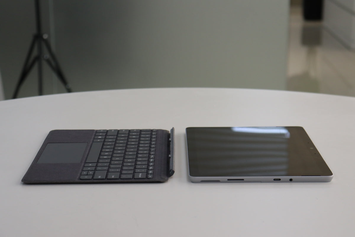 MICROSOFT SURFACE GO 3 SN:18614 detached keyboard view