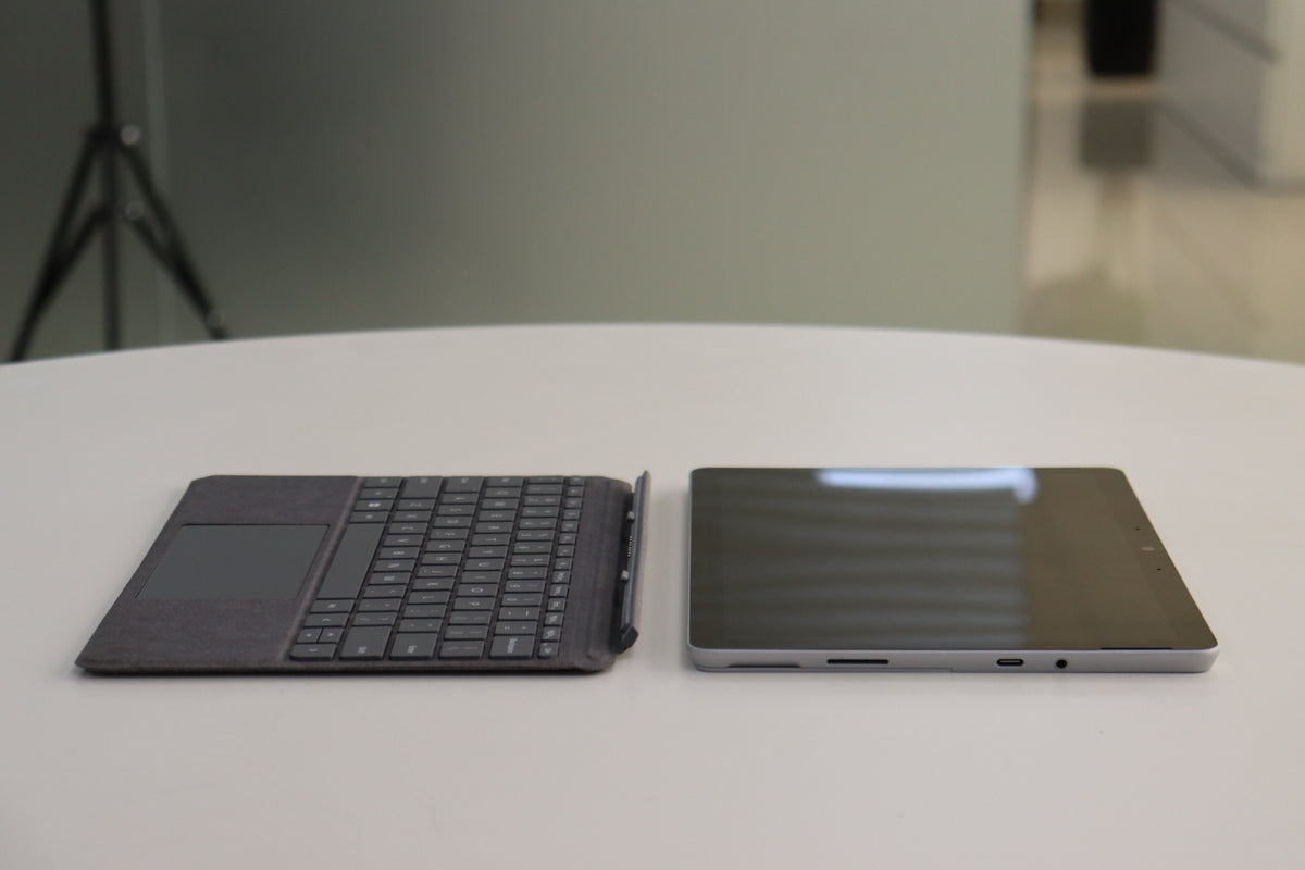 MICROSOFT SURFACE GO 3 SN:18615 detached keyboard view