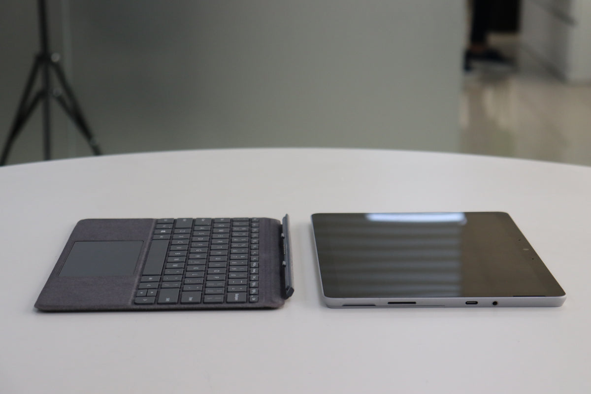 MICROSOFT SURFACE GO 3 SN:18618 detached keyboard view
