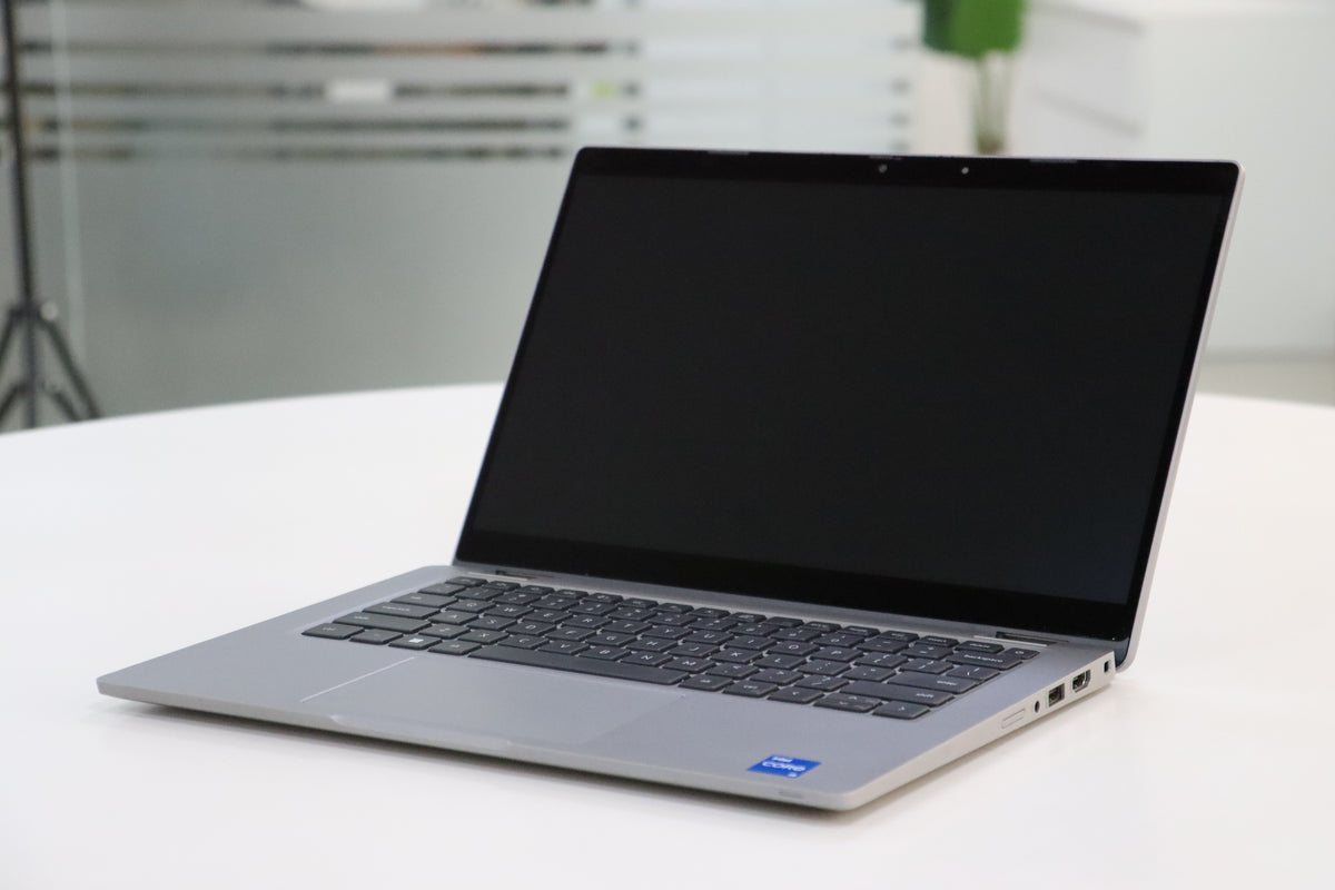 Dell Latitude 5330 SN:19343 product photo 2
