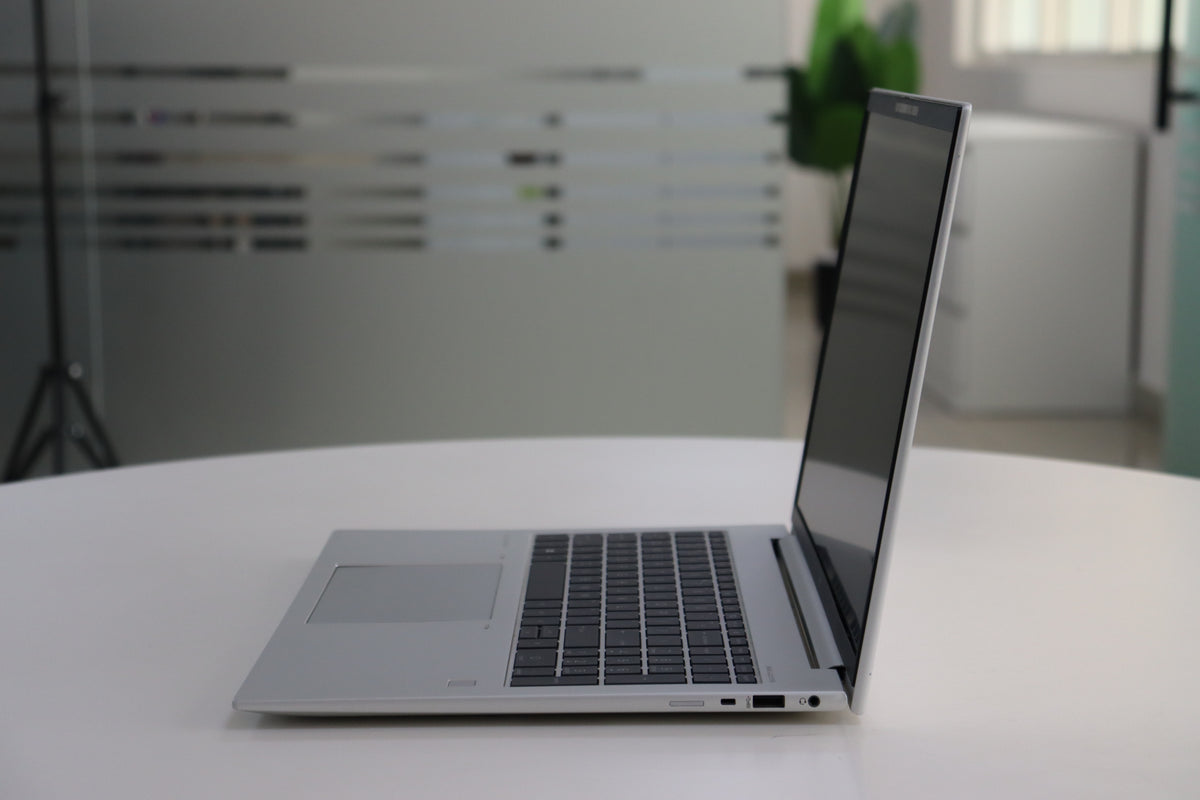 Hp Elitebook 865 G9 SN:21406 product photo 3