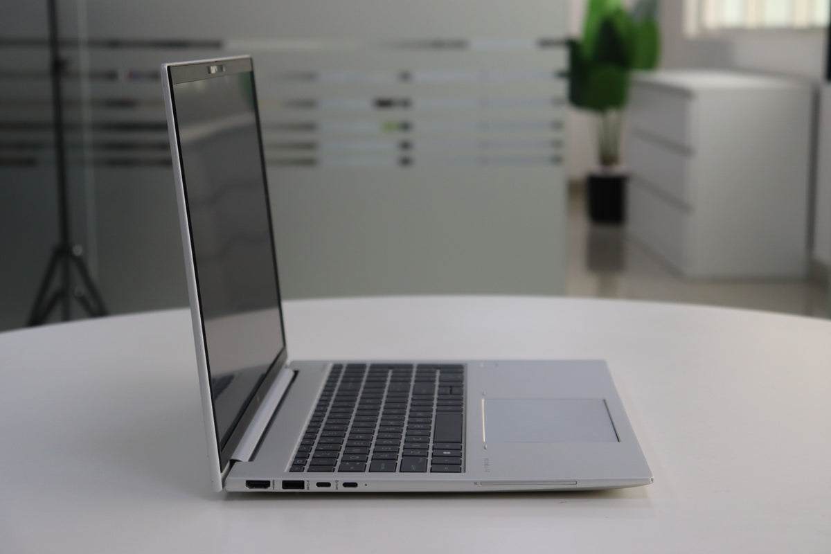Hp Elitebook 865 G9 SN:21406 product photo 4