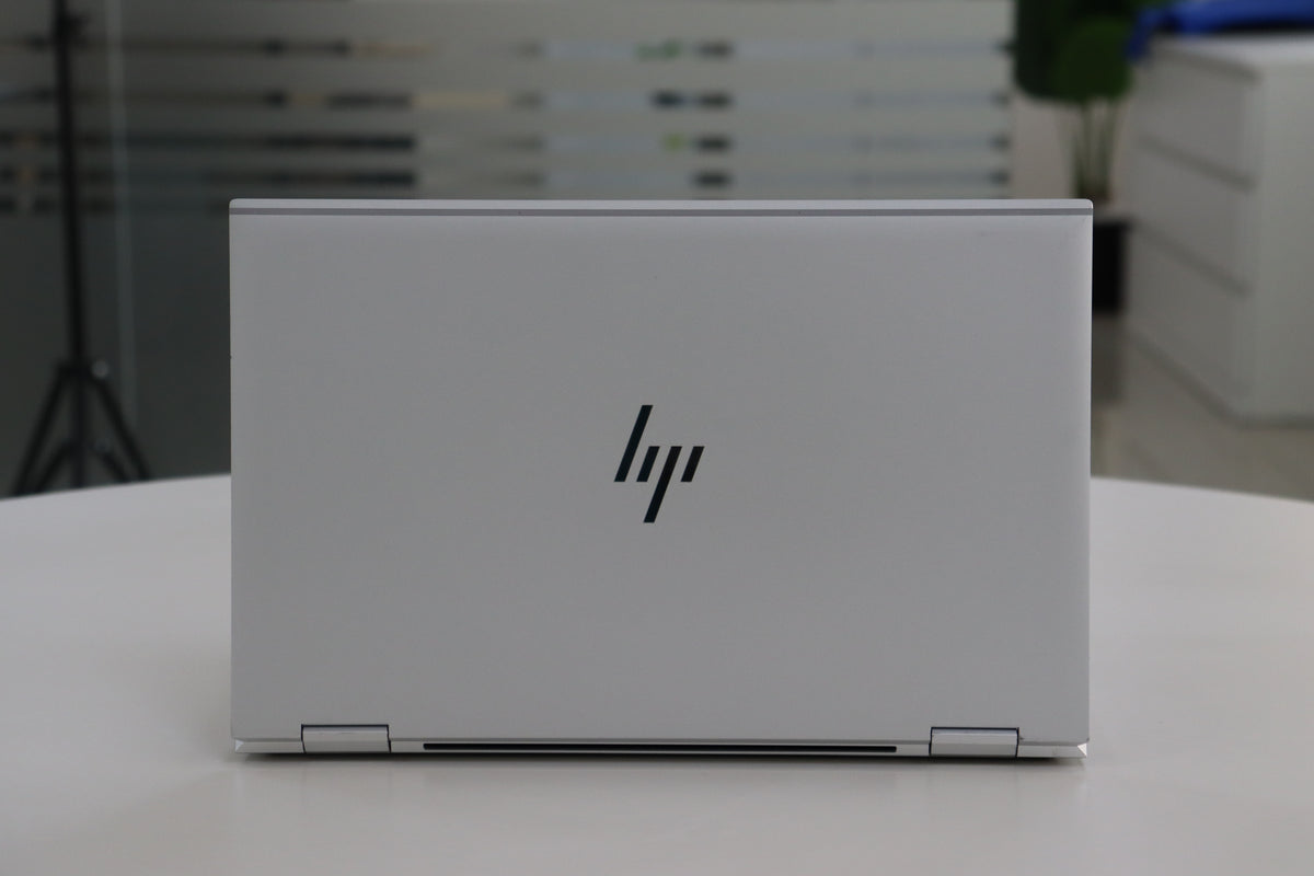 HP ELITEBOOK X360 1040 G8 SN:21445 rear view