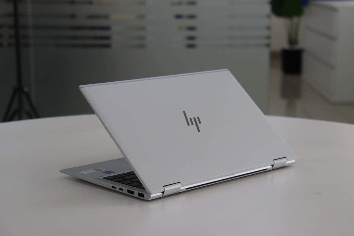 HP ELITEBOOK X360 1040 G8 SN:21460 rear right angle
