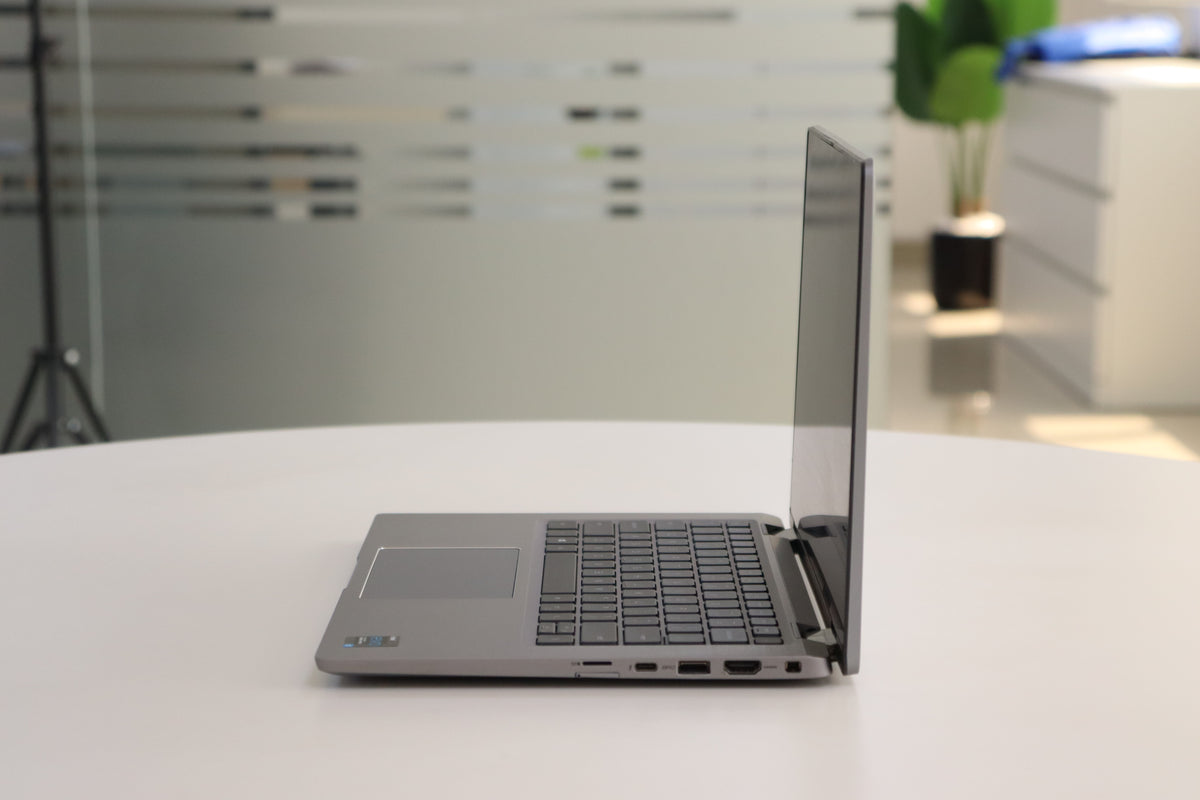 DELL LATITUDE 7420 SN:22719 right side view