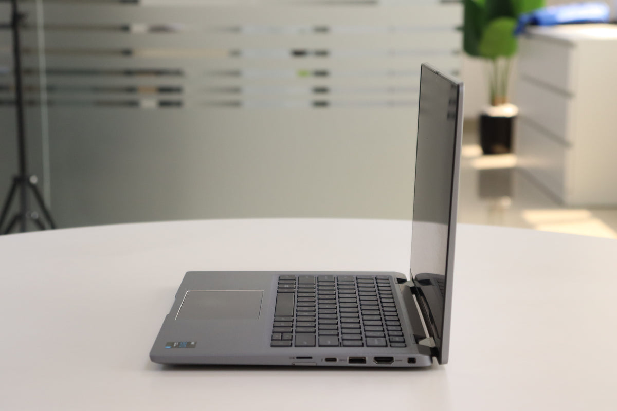 DELL LATITUDE 7420 SN:22735 right side view
