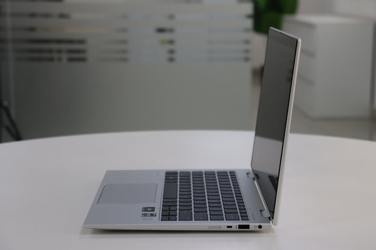 Hp Elite X360 830 G9 SN:23511 product photo 3