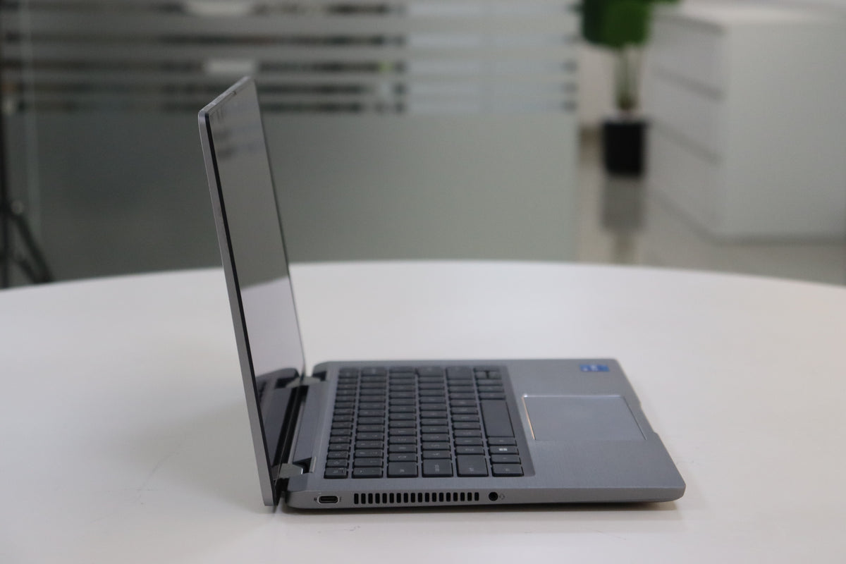 Dell Latitude 7330 SN:23598 product photo 4